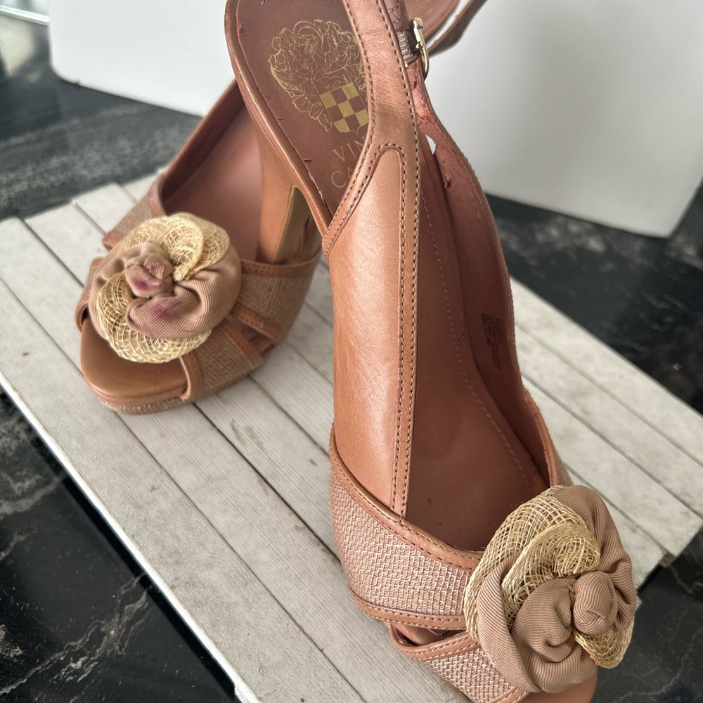 Vince Camuto Slingback Heels “Mista” Like New